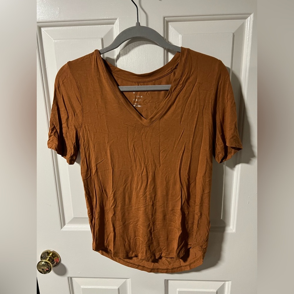 Pumpkin Orange V neck!